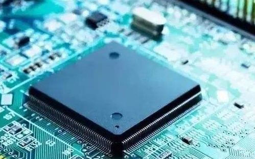 小米最新研发的3nm芯片展示图