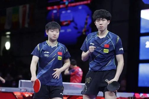 孙颖莎：球拍风波背后的故事，第一场比赛竟出问题？