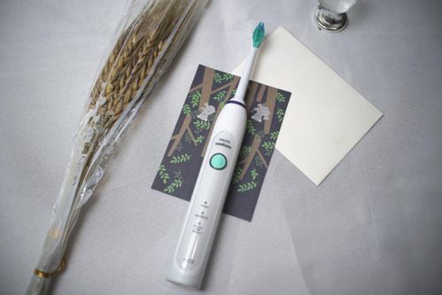 飞利浦最新款电动牙刷产品展示图