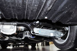 海口宝马车拖行虐猫？真相浮出水面，网友热议不断！