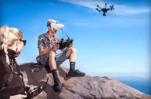 悬崖边缘站立的人影