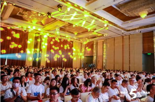 茅台股东大会现场火爆！股东整箱买酒，场面堪比年货节