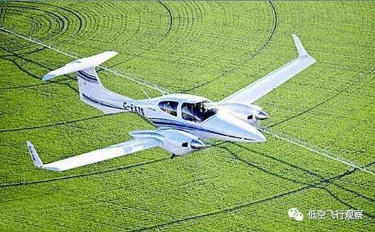 北京飞哈尔滨航班惊魂一刻：触地复飞后盘旋10分钟，乘客亲述失重呕吐经历