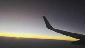 北京飞哈尔滨航班惊险触地复飞，乘客亲历生死一线间！