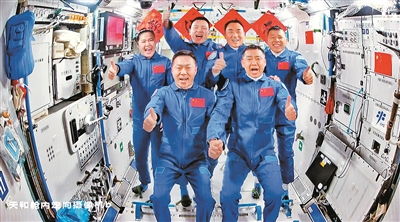 神舟二十号首次出舱在即，我在屏幕前激动得睡不着