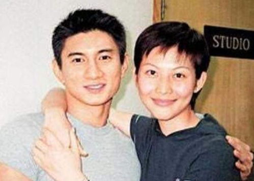 吴奇隆母亲公开为儿子儿媳辟谣