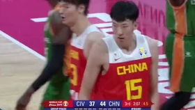 周琦在NBA赛场上跳球