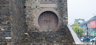 凤阳文旅局长回应鼓楼瓦片脱落，真相到底如何？