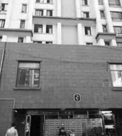 女子从12楼坠落后被救起