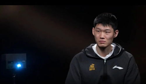 胡金秋与教练交流