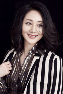 朱媛媛在医院病房中微笑的照片