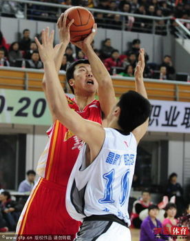 38岁于汉超双响！申花强势晋级，足协杯上演热血逆袭