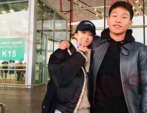 陈坤与幼年陈尊佑温馨合照