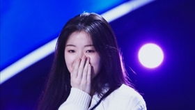 单依纯演唱歌曲珠玉现场画面