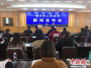 博士毕业生参加招聘会现场照片