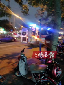 韩国街头拍摄视频的年轻男子侧影