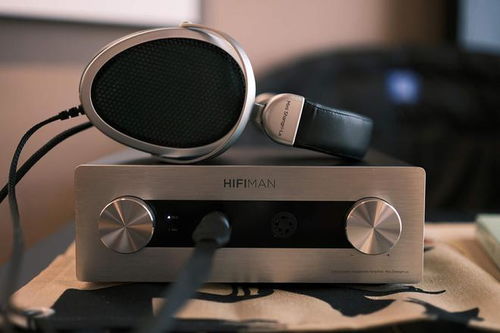 HIFIMAN香格里拉静电耳机系统实物图