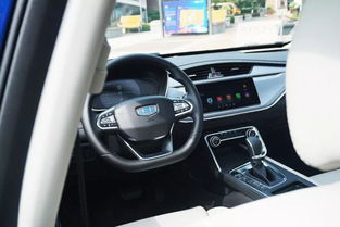 小米YU7车内智能中控屏幕展示小米生态联动界面