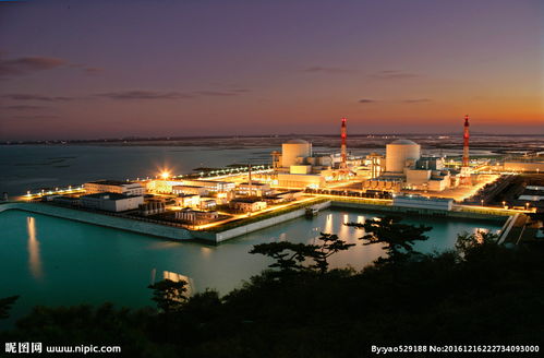 核电站夜景图