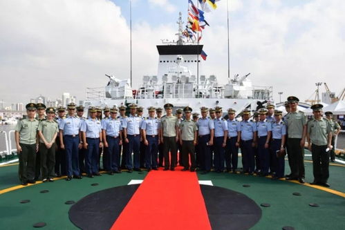 中菲执法人员合影