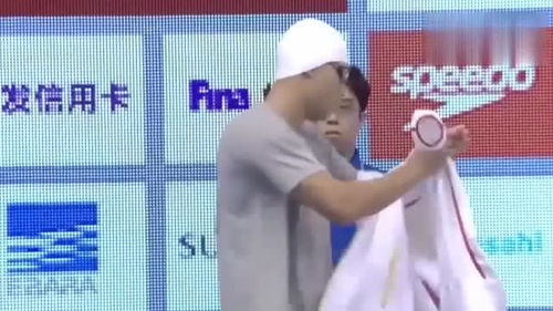 这是载入中国游泳史的一幕！19岁小将东京站封神，网友：燃爆了