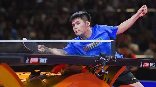 林诗栋比赛专注瞬间