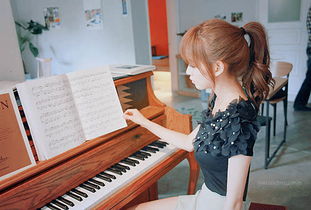 从音乐的跌撞到文学的回归：一段灵魂的旅程