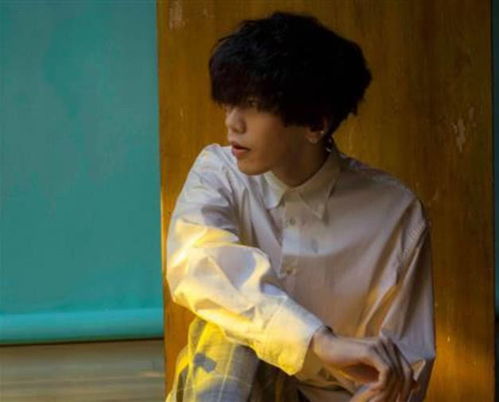 米津玄师舞台照