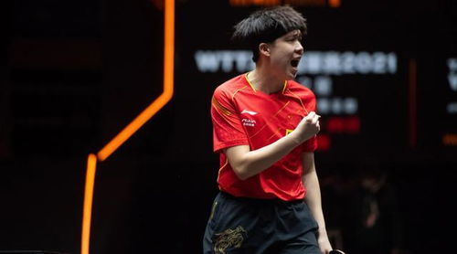 微博热搜截图显示王楚钦孙颖莎相关话题霸榜