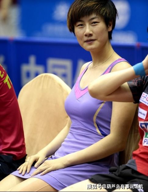 令人揪心！香港3岁女童与母亲尸体同住4天，真相令人心碎