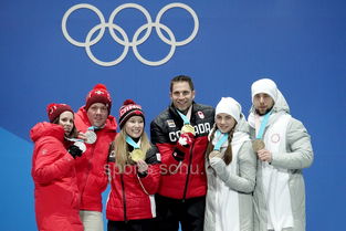 混双组合领奖合影