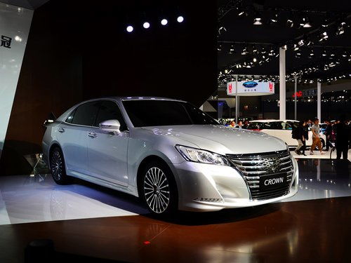 丰田皇冠Z限量哑光金属特别版车型展示