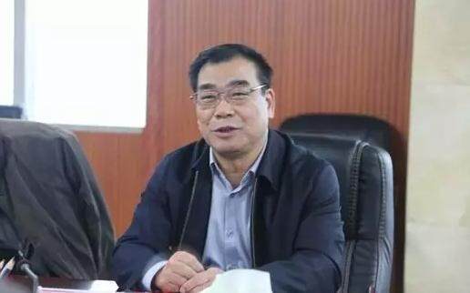 退休厅官黄三平照片