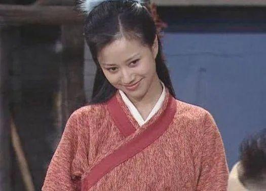 倪虹洁戴了19年前祝无双的耳环：从牛美丽到祝无双，她终于和自己和解