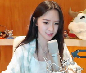 郑好被封禁，直播乱象背后藏着什么？