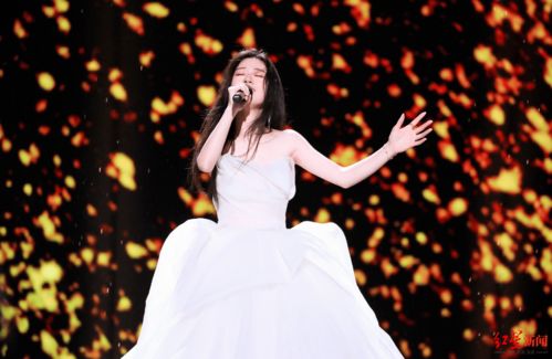 单依纯在录音棚