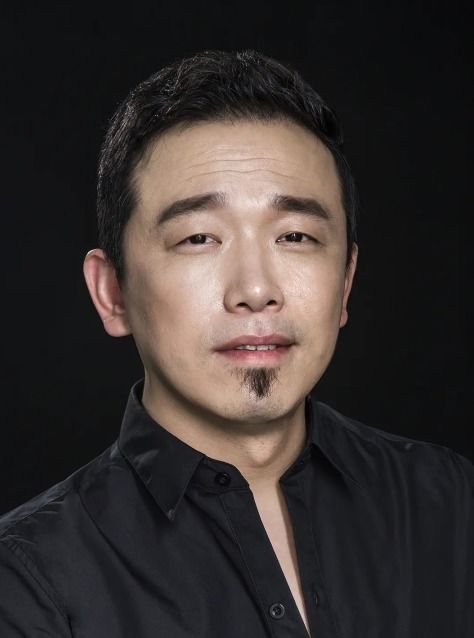 潘斌龙在医院接受治疗