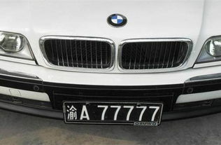 未成年人租宝马撞豪车，兰陵交警回应背后真相令人震惊！