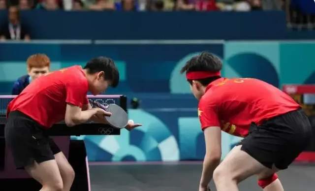 莎头组合再创奇迹！王楚钦孙颖莎世乒赛混双三连冠稳了？