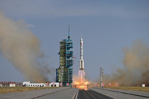 长征二号F遥二十运载火箭点火升空