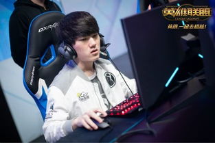 IG强势击败EDG成功晋级，粉丝沸腾直呼：这才是真正的电竞热血！