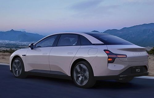 小鹏的下一步，把车卖贵：从生存危机到高端逆袭