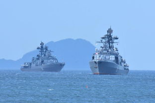 海军舰艇在海上训练