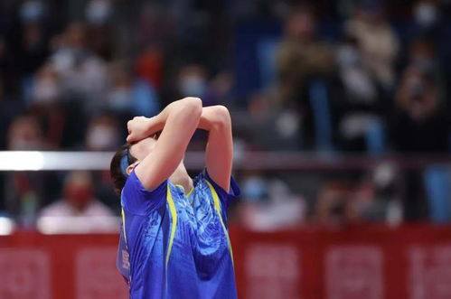 王曼昱在训练馆认真训练