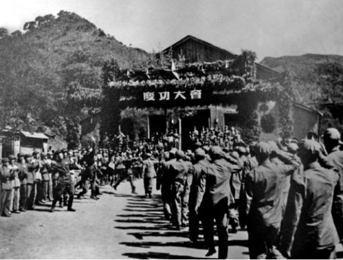 电影院观众观看《志愿军：存亡之战》现场