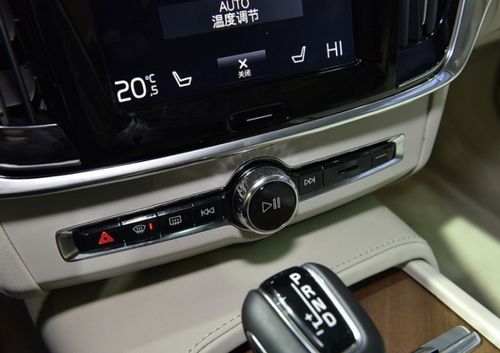 鸿蒙系统多设备协同界面示意图