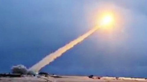 俄军防空系统拦截无人机