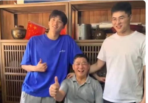 汪顺与粉丝合影