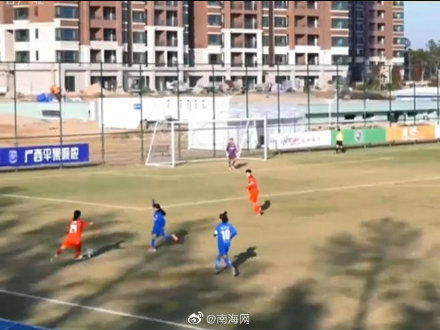 武汉女足创历史！从点球大战到决赛舞台，她们让全亚洲记住这个名字