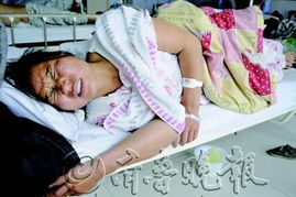 12楼坠落奇迹生还：彭女士的生死一瞬间，老公不离不弃感动全网